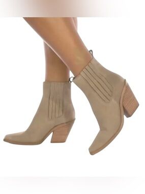 Vince Camuto Ackella Taupe Suede Leather Square Toe Western Ankle Boot Women 8.5